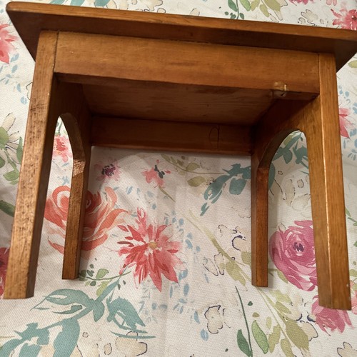 Vintage Wood table and chair for 18 inch doll Will Fit American Girl Pine - Picture 7 of 16