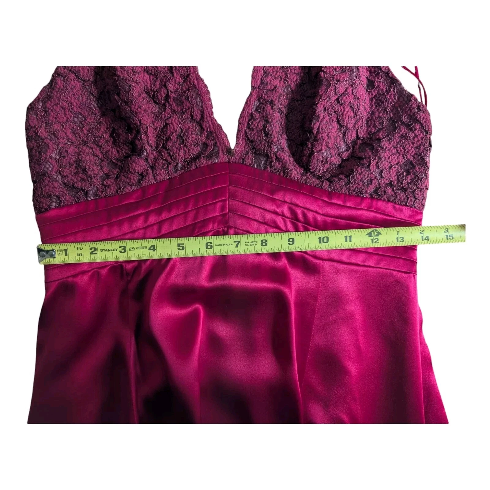 VALENTINO Barami Burgandy Halter abito slip seta e pizzo tulle sottofondo taglia media