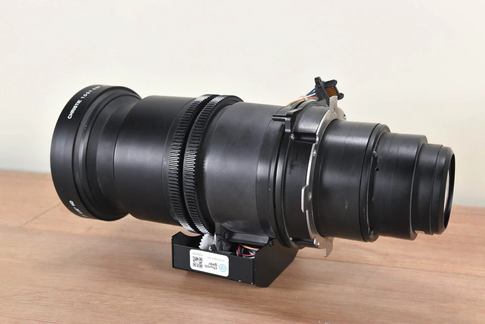 Christie 1.5-2:1 0.95" SXGA+ / 1.4-1.8:1 CT 0.95" HD Projector Zoom Lens CG00Y3A - Image 3 of 4