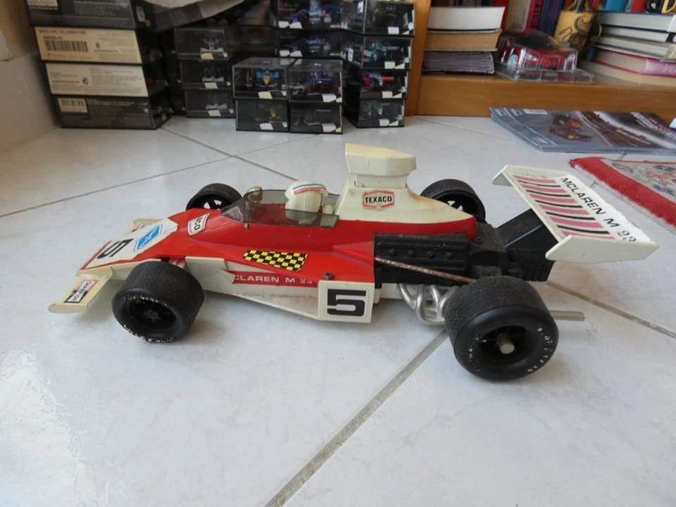 Mclaren M23 #5 Texaco 1/14 F1 Formula 1 Giocattolo Plastica - Immagine 4 di 4