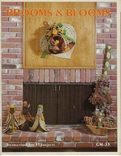 Brooms & Blooms 31 Natural Floral Country Craft Projects Wreaths Vintage Book