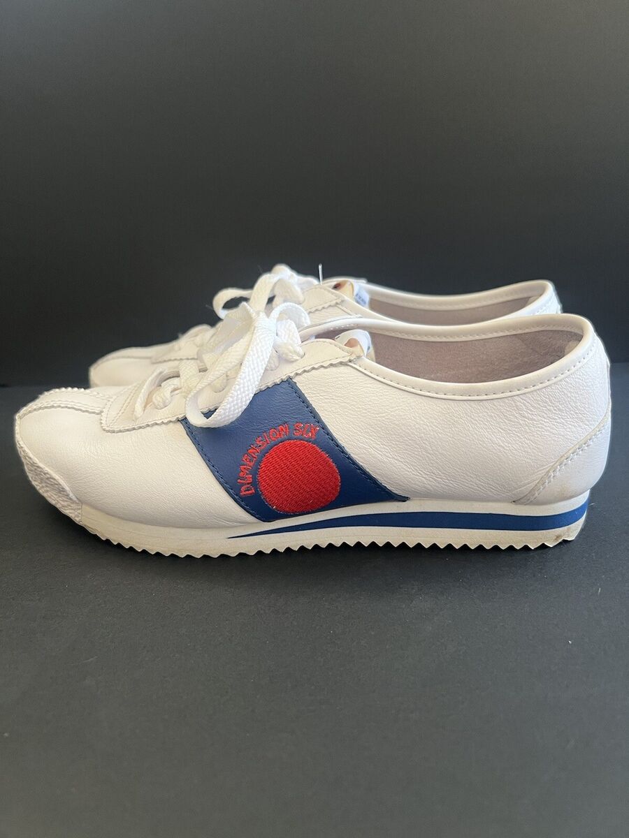 Size 6 - Nike Classic Cortez '72 QS Shoe Dog Pack Size 6 - Nike Classic Cortez '72 QS Shoe Dog Pack