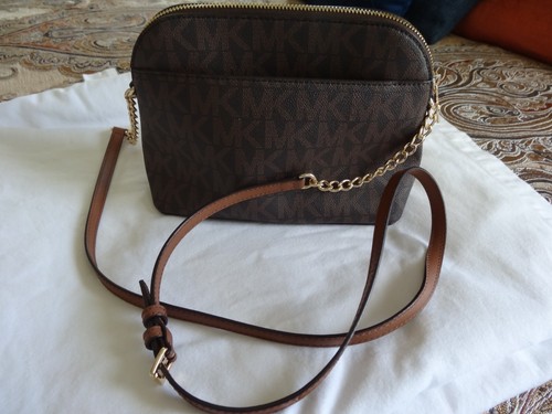 Michael Kors "NEW" Cindy Dome Crossbody Retail $198 - Picture 4 of 11