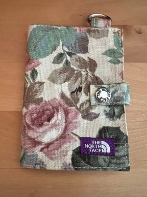 The North Face Bifold Wallet Women's Bags: Popular Brands, Popular Items, Must-H