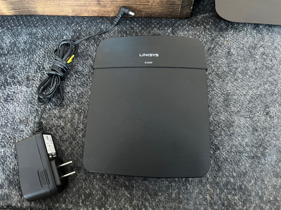 Linksys E1200 V2 Wireless Router - Running DD-WRT firmware