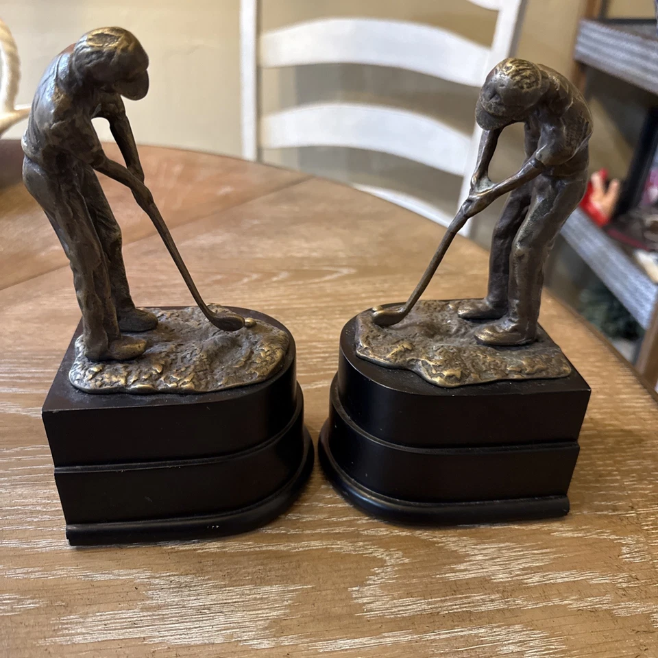 Vintage Cast Metal Golfer Swinging Bookends Bronze Finish w/Patina Pre-owned - Image 3 of 4