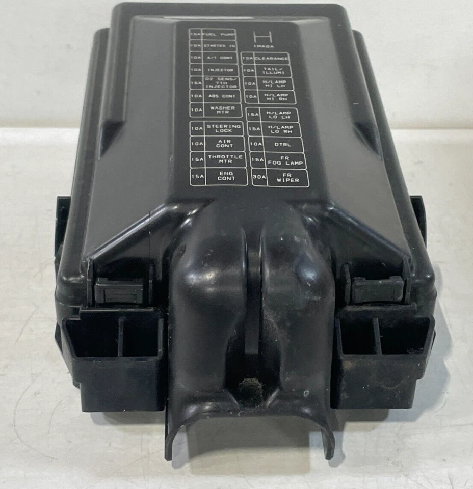 2015-2019 INFINITI Q70 Q70L ENGINE ROOM FUSE RELAY JUNCTION BOX & COVER # 91097 - Image 4 of 4