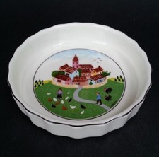 RARE PETIT PLAT A FOUR MOULE A TARTELETTE de VILLEROY & BOCH décor NAIF LAPLAU