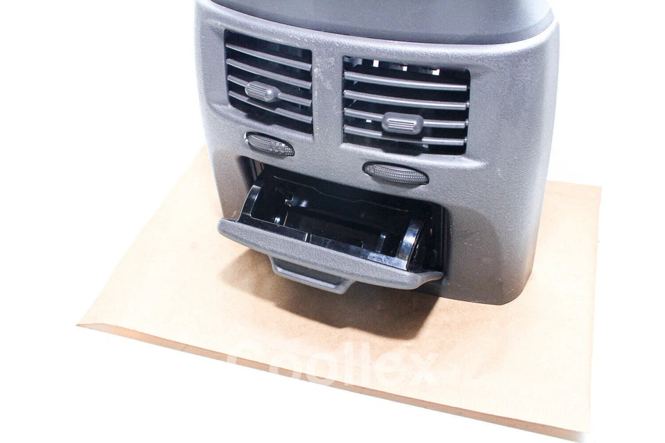 /\ 06-13 Lexus Is250 Is350 Ventilación de aire acondicionado trasera 58903-53010-E0 OEM usada Foto 4 de 4