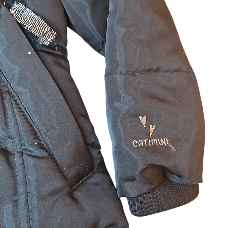 Abrigo de invierno negro Catimini para niña pequeña Parka acolchada capucha forrada de piel talla 3 Foto 2 de 4