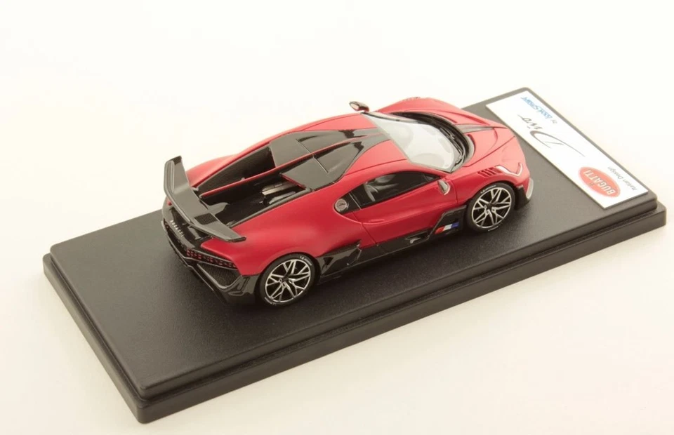 Bugatti Divo Italian Red Matt 1:43 LS497E LOOKSMART - Immagine 2 di 2