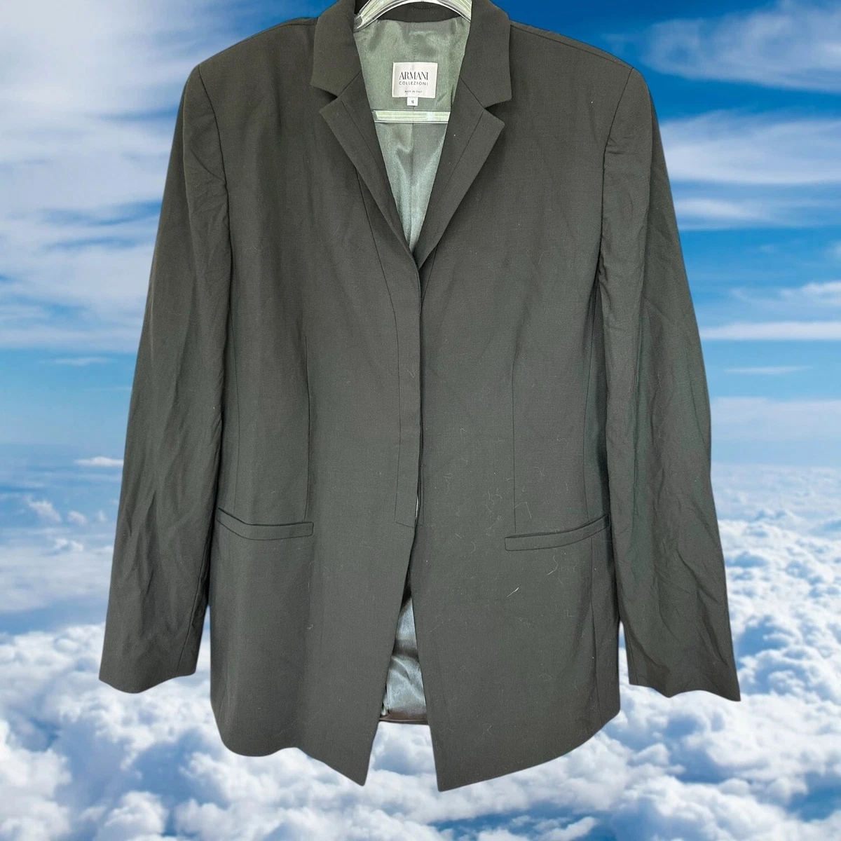 Giorgio Armani Le Collezioni In Women's Suits & Blazers for sale