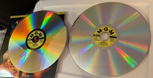 Goldeneye 007 James Bond Letterbox THX Pierce Brosnan MGM 1996 Laserdisc - Picture 11 of 14