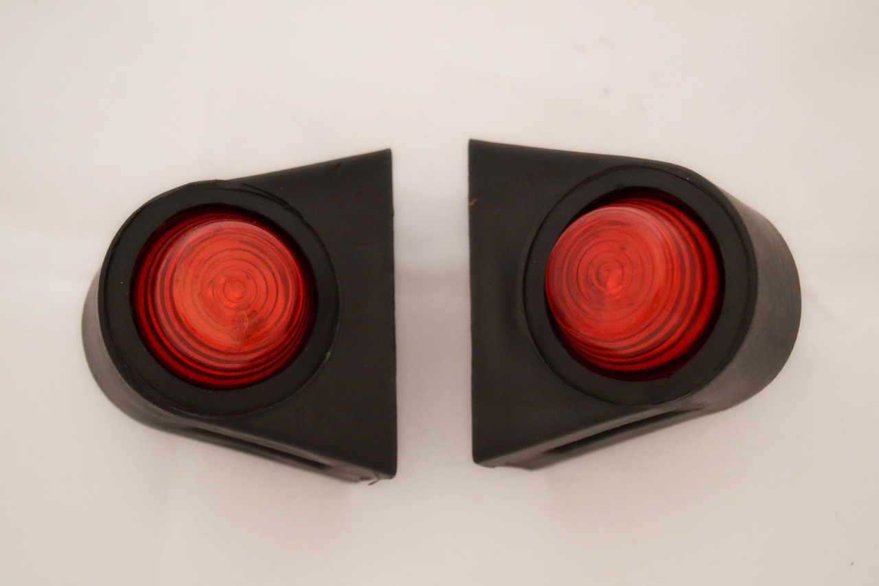 2 x 24V LED Side Marker Light Set Trailer Truck Lorry Position Lamps Red Van thumbnail 4