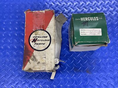 Vintage Hercules Chris Craft  Ring Set H435 M Engines