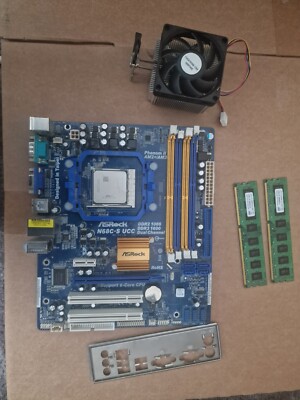 ASRock N68C-S UCC DDR2 1066+DDR3 1600 DualChannel µ ATX+IO-Shild+AMDAthlon2X3