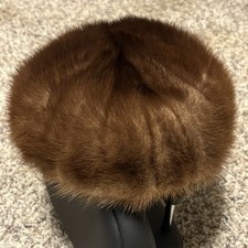 Vintage BETMAR ELEGANTE Mink Fur Beret Style Pillbox Hat 50s 60s