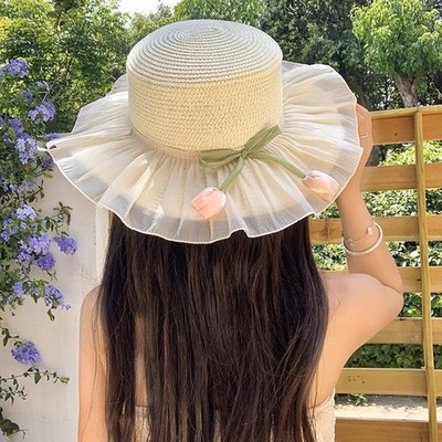 Floppy Straw Hat Lace Flower Design Breathable Straw Material Poolside