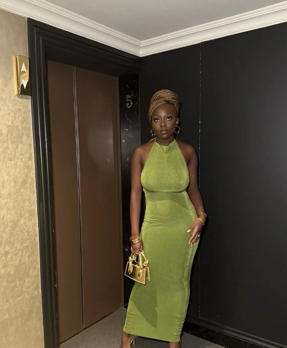 green emerald velvet dress Amazon.com: Ever-Pretty Prom Dress Plus Size Formal Dresses for Curvy Women  V Neck A Line High Low Tulle Sequin Eveing Gown Dark Green US14 : Clothing,  Shoes & Jewelry main image 1