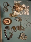 vintage costume jewelry ! Lot 037