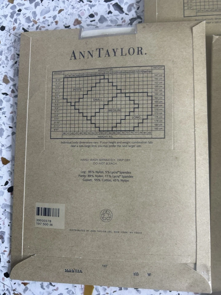 Pantimedias Ann Taylor paquete de 3 talla mediana Foto 4 de 4