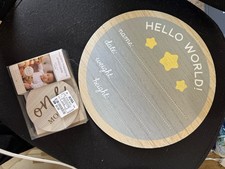 New Baby Monthly Milestone Markers and Sign Baby Milestone Discs
