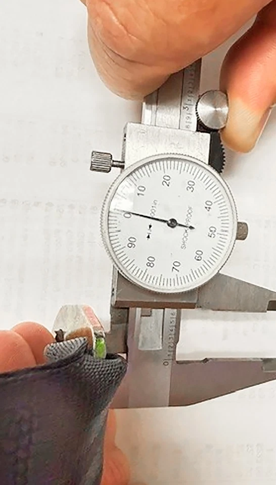 Universal 12 Inch Seat Belt Extension Kit Black Per Seat Dynacorn SBEXT-BK Foto 3 de 4