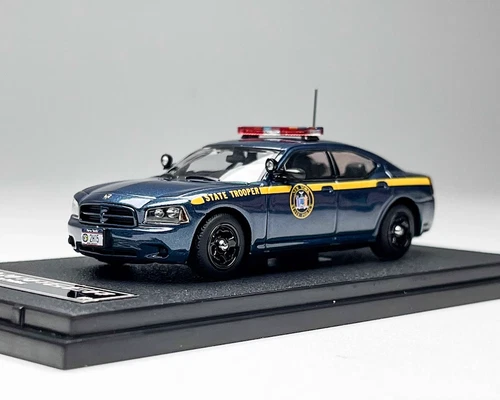 Rollin 1:64 2008 Blue NYSP Police Charger Muscle Model Diecast Metal Car - Picture 1 of 8