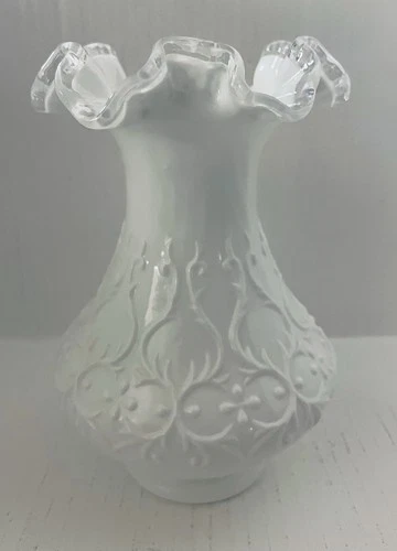 Vintage Fenton Vase White Milk Glass Spanish Lace Silvercrest Edge 8.25"