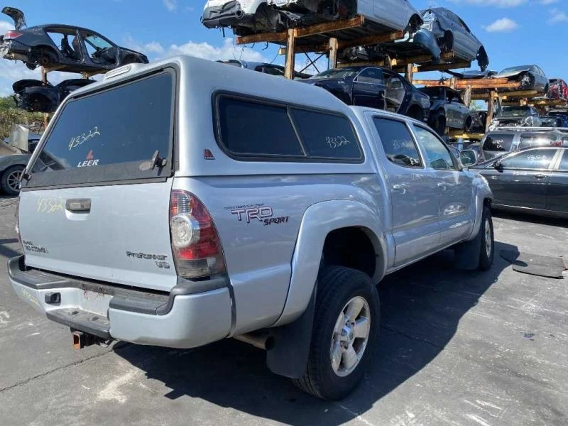 Door Lock Actuator Driver Left Front 2010 11 12 13 14 15 Toyota Tacoma - Image 4 of 4