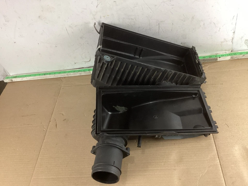 2007 - 2015 Audi Q7 3,6 л воздухоочиститель фильтр коробка / корпус 7L6129601T OEM - Изображение 3 из 4