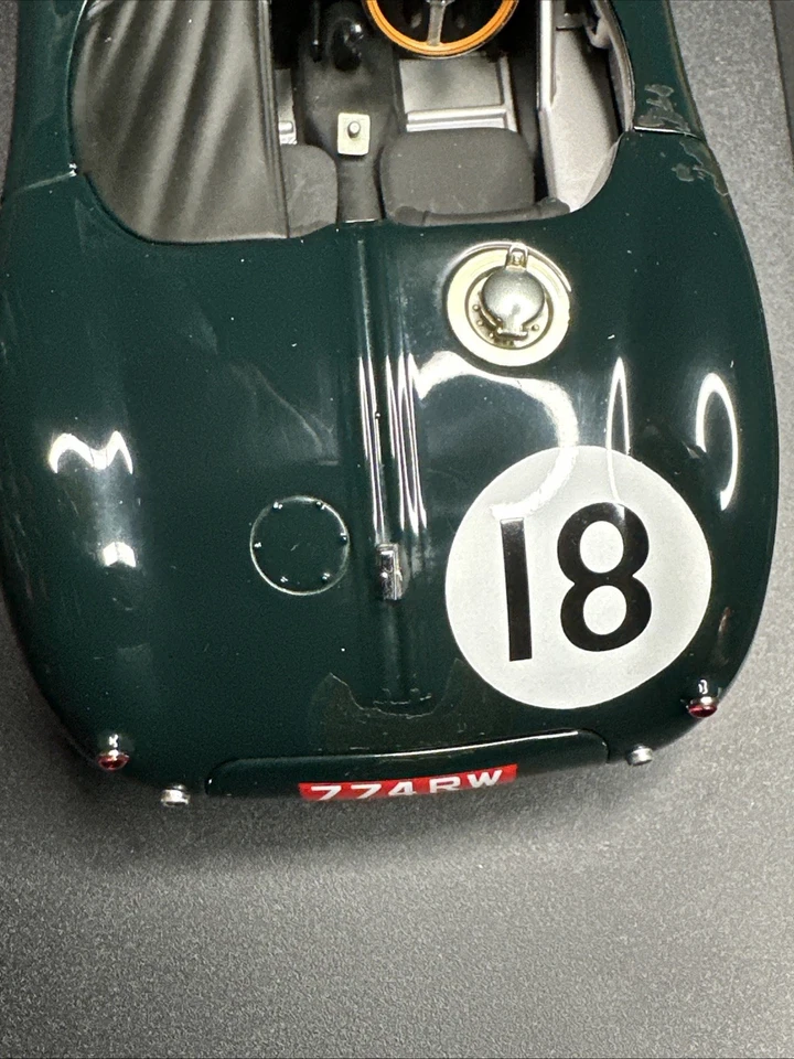 AUTOart 1/18 Jaguar C-Type Le Mans победитель литой #18 зеленый цвет - Изображение 3 из 4
