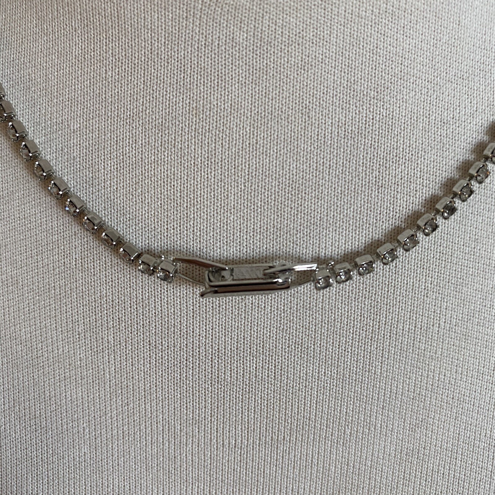Picture 3 of 6