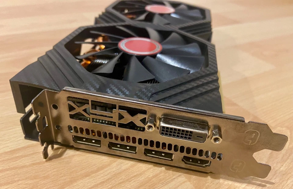 XFX Radeon RX 580 8GB GTS XXX Edition - Immagine 2 di 4