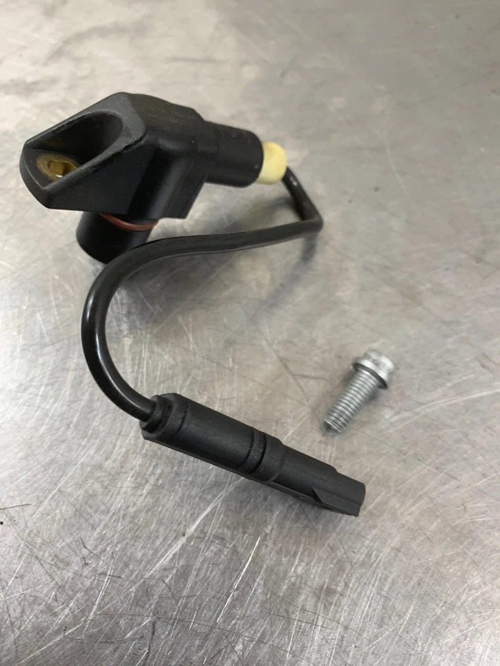 BMW F800S F800 S F800R 07 IGNITION PICK UP PULSE COIL SIGNAL GENERATOR - Image 4 of 4