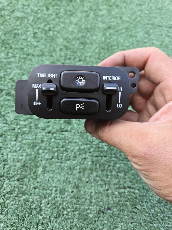 Interruptor atenuador de luz de lámpara de cabeza de faro Buick Lesabre 2000-2005 00-05 OEM usado Foto 3 de 4