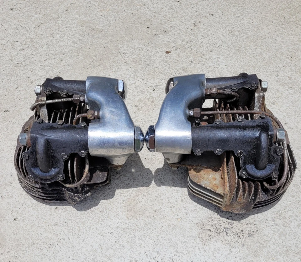 1946 Harley-Davidson Knucklehead Heads - Image 2 of 4
