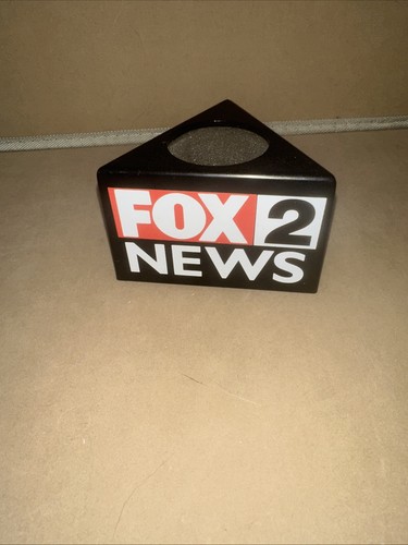 WJBK-TV FOX 2 News Detroit Michigan Mic Microphone Flag Excellent Condition