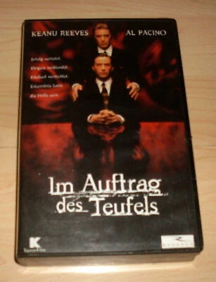 VHS Film - Im Auftrag des Teufels - Keanu Reeves - Al Pacino - Videokassette - Bild 1 von 2