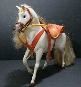 rapunzel and maximus toy