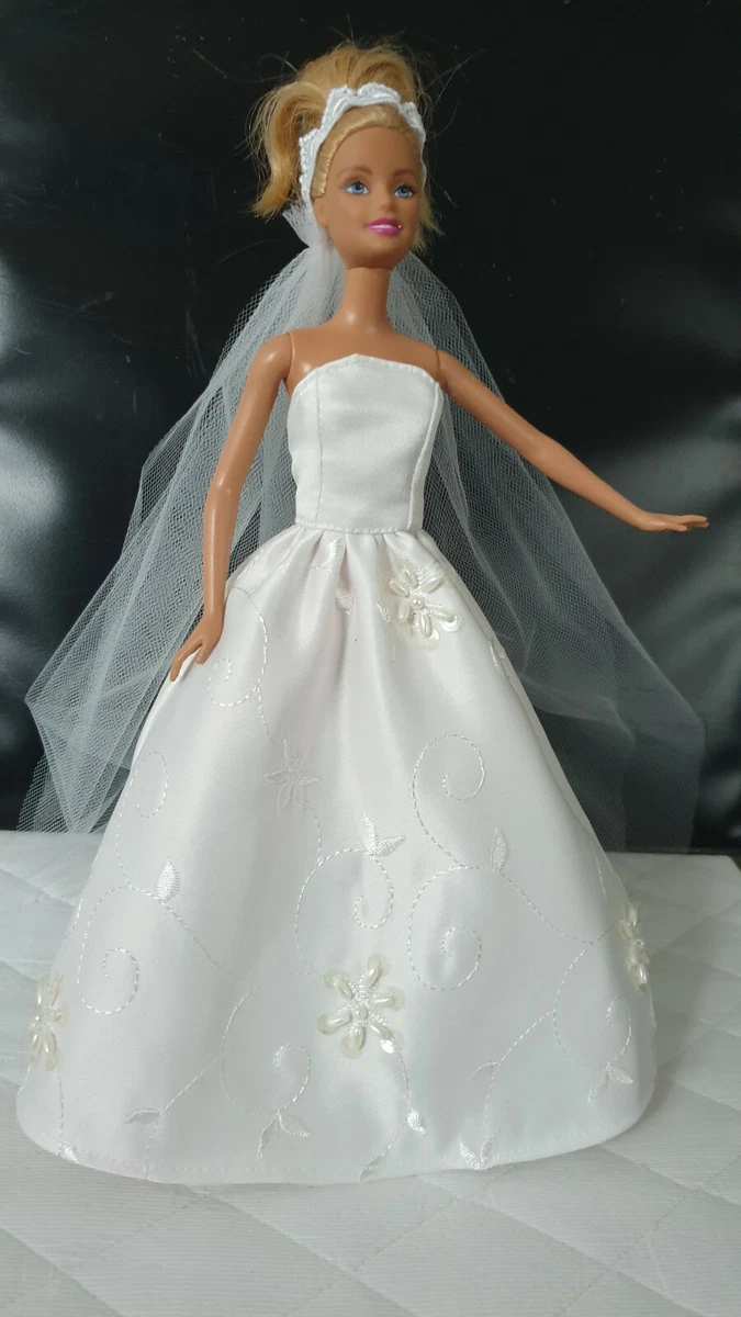 robe de mariée fait main barbie avec voile