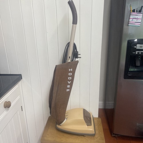 Vintage Retro Hoover Junior 1346 Beige/Gold Upright Vacuum,Cleaned & working VGC - Picture 3 of 6