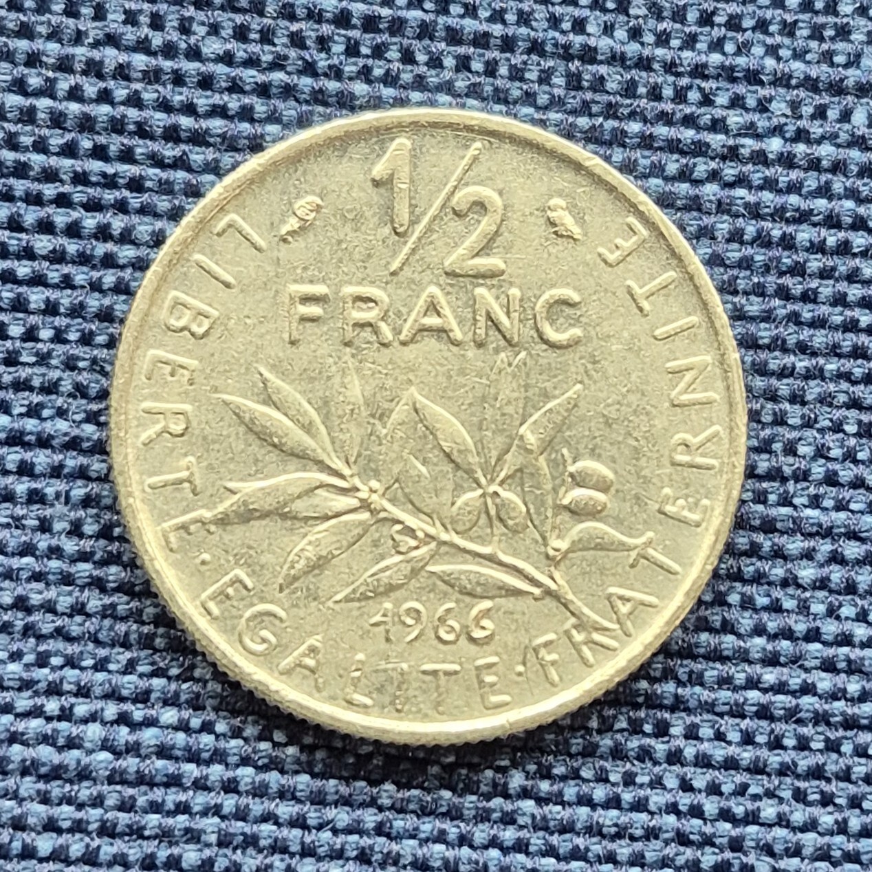 Picture 1 of 2