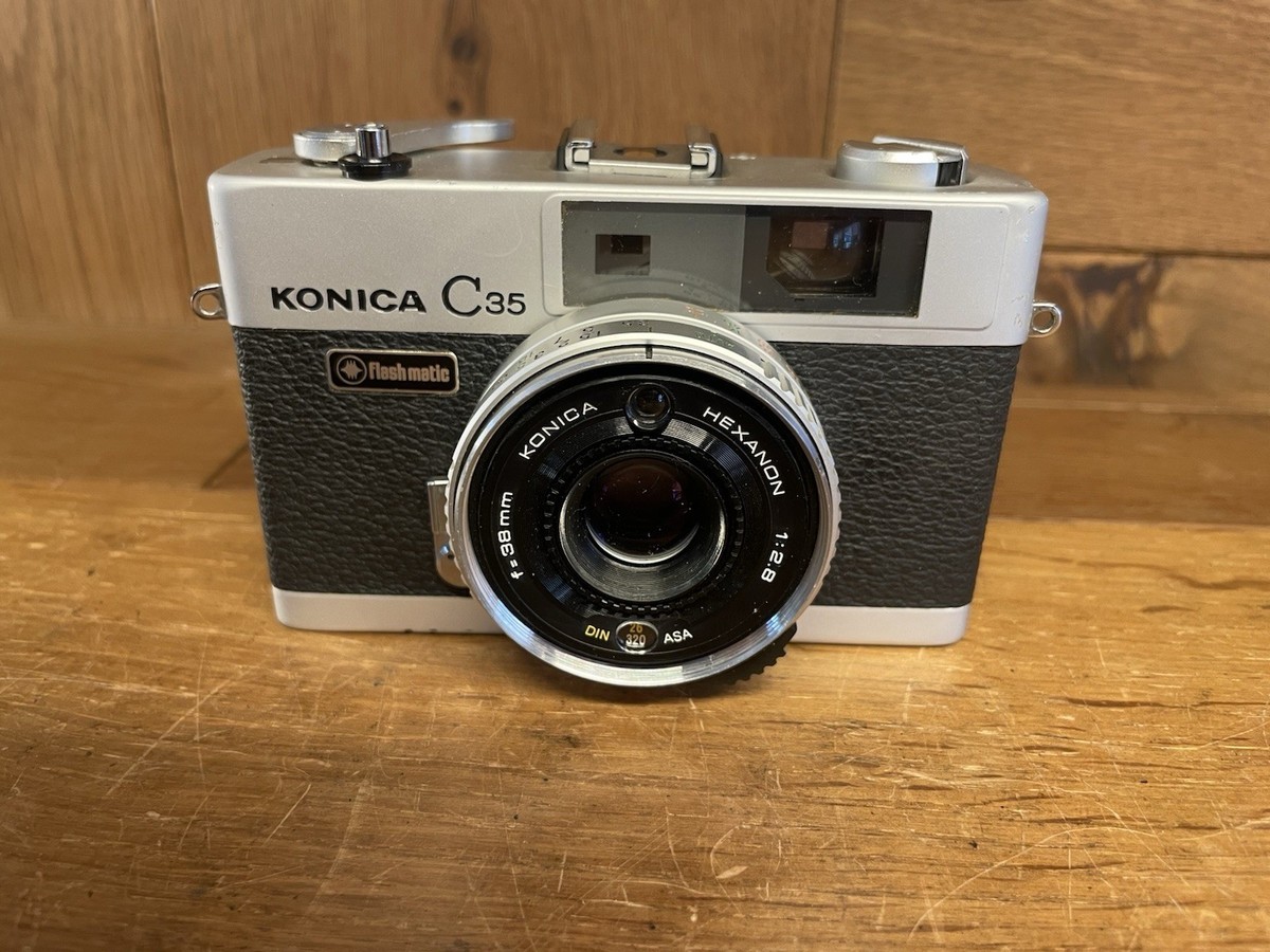 KONICA　C35 flash matic　38mm F2.8　NO335 Konica C35 Flashmatic 35mm Film Camera Flash matic 38mm F2.8