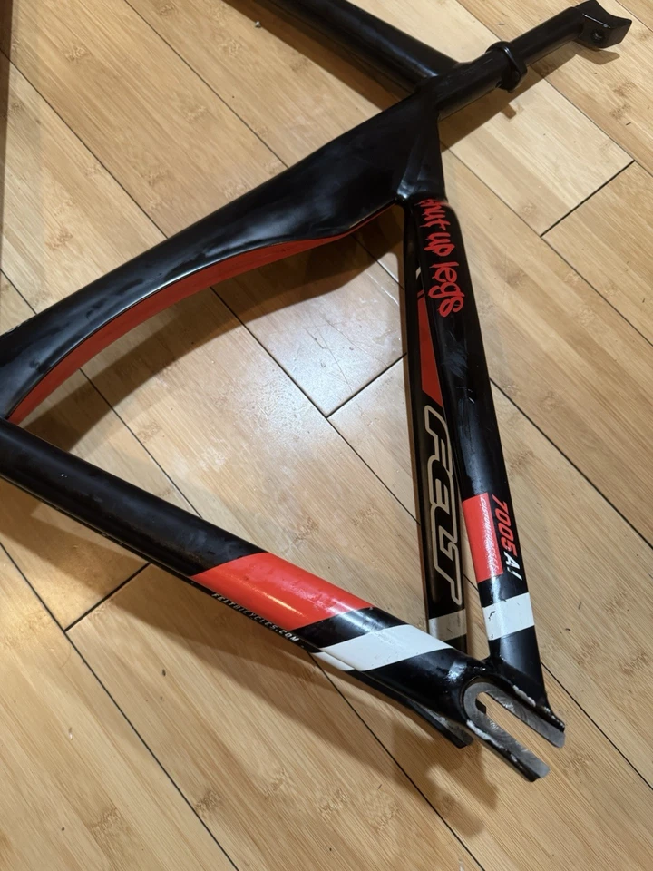 Cuadro de pista Felt TK2 56 cm (marco + horquilla de carbono) Foto 2 de 4