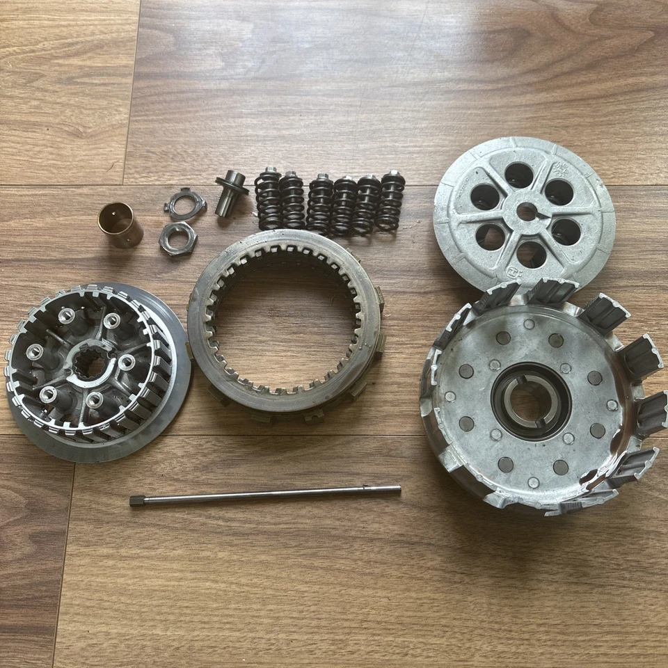 Husqvarna SMR510 2010 placas de embrague completas cubo de cesta varilla montaje OEM  Foto 2 de 4