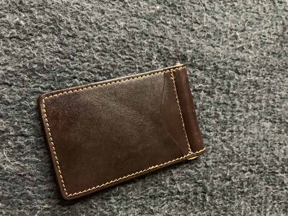 Carteira bifold masculina de couro marrom - Imagem 3 de 4