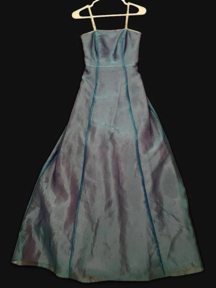 retro prom dresses for sale Vintage Pink Short Cocktail Tea Length Silk Satin 1950s Party Gowns Step back in time with this stunning 90s vintage green prom gown Prom Ball Gown Vintage Dresses