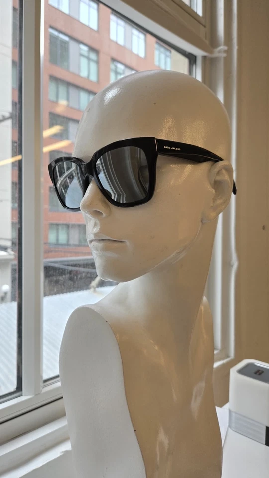 Marc JACOBS GAFAS DE SOL NEGRAS LENTES ESPEJO MUJER Foto 2 de 4