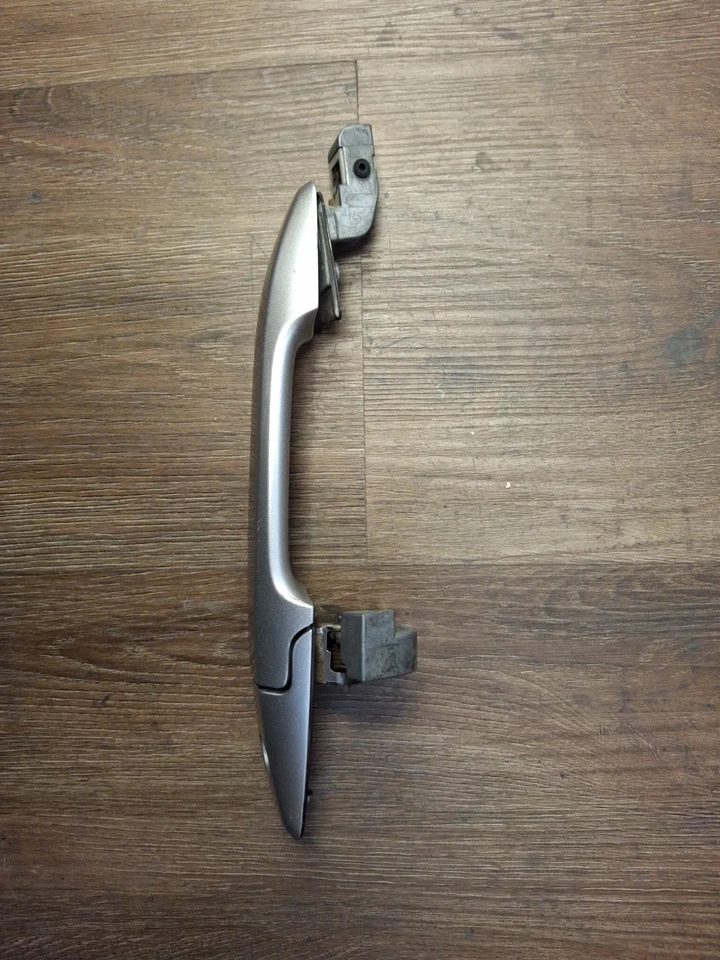 Manija de puerta Honda Pilot 2015 lado del conductor Foto 4 de 4